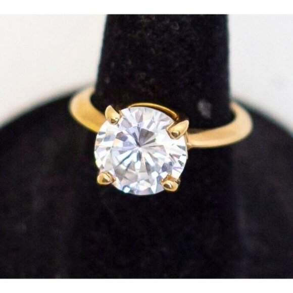 Size 6, Vintage Art Deco Circular Faux Diamond Gold Tone Ring - A23 - Picture 1 of 3